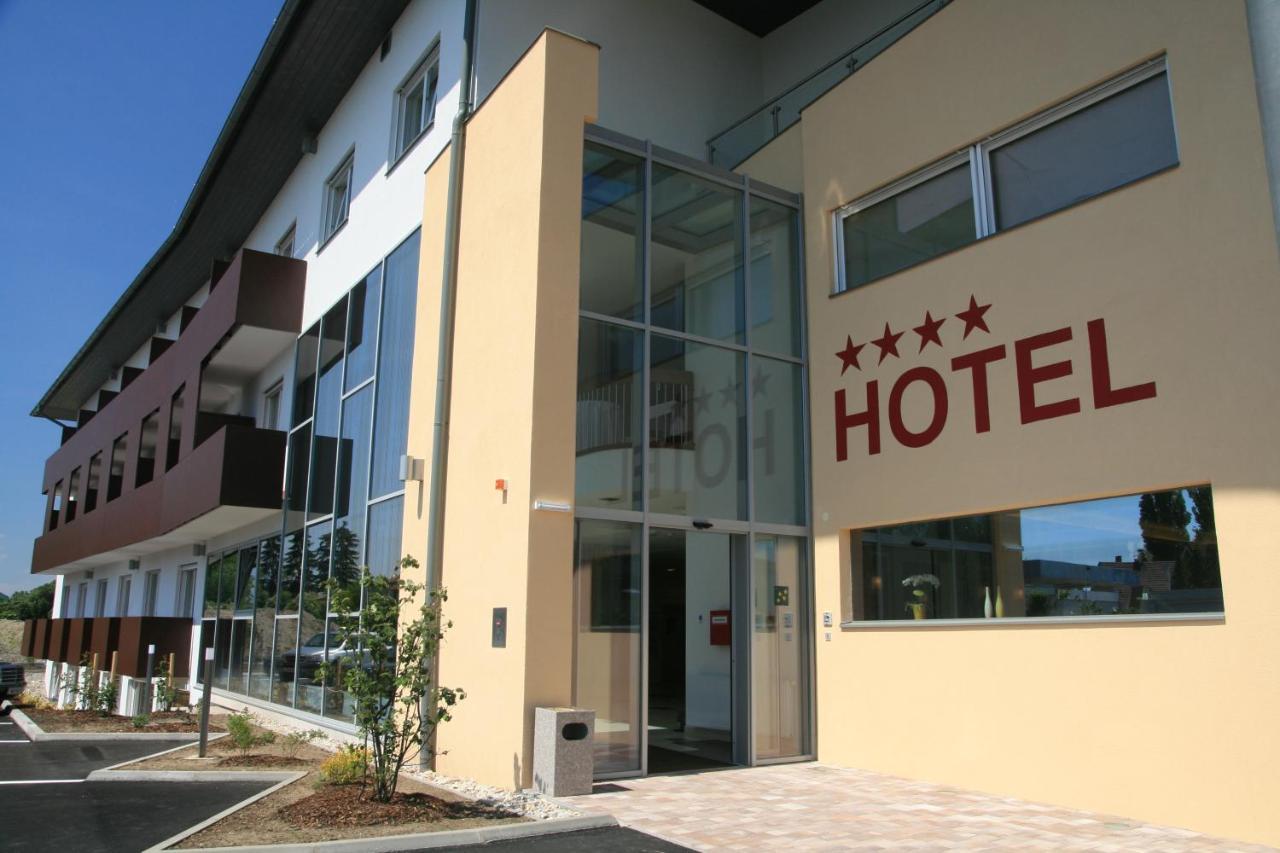 Hotel Roemerhof تولين المظهر الخارجي الصورة