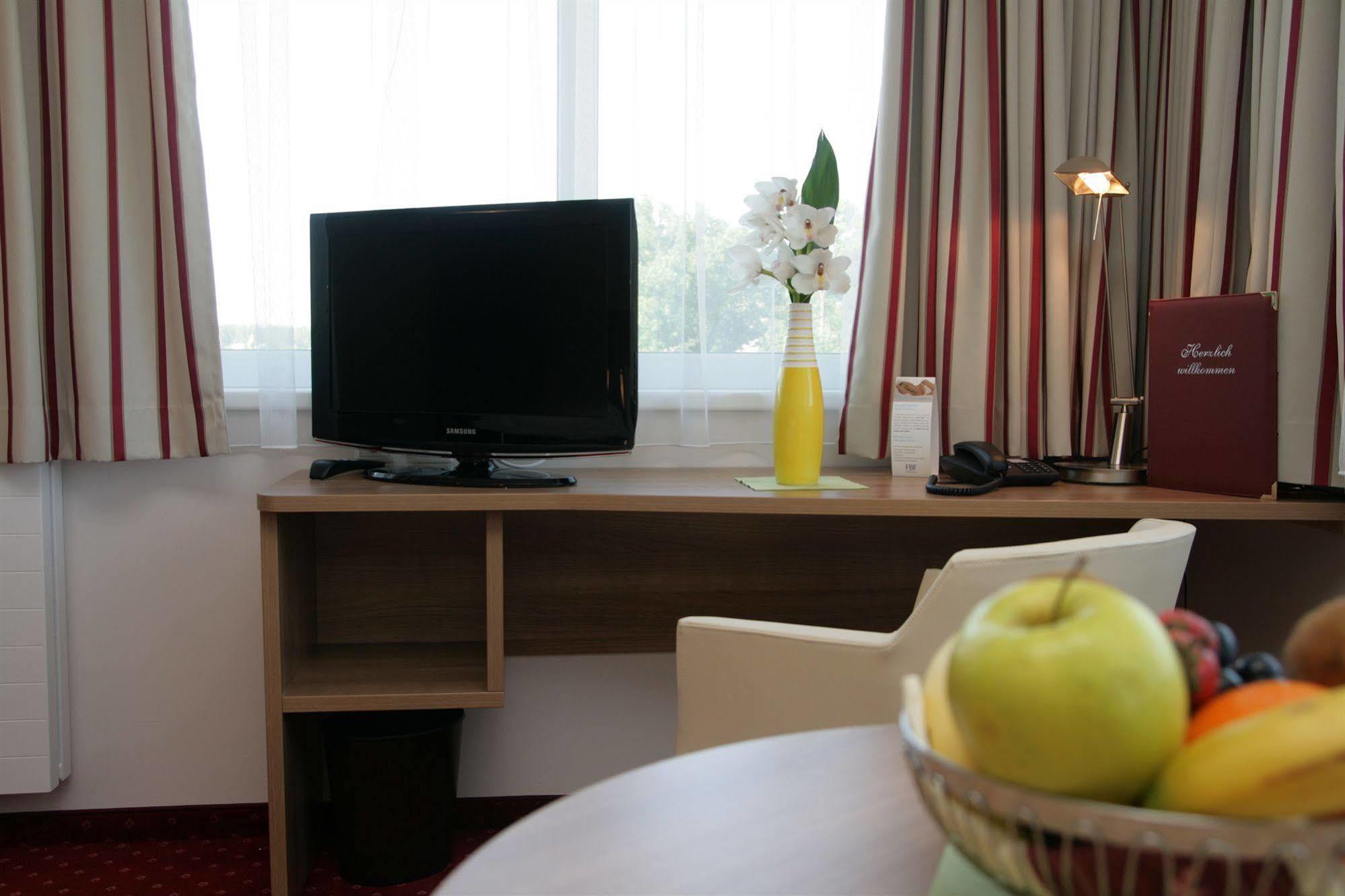 Hotel Roemerhof تولين المظهر الخارجي الصورة