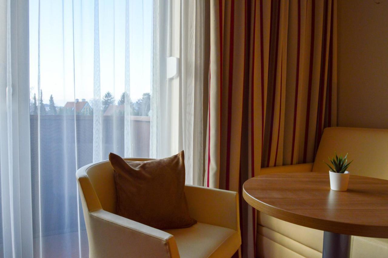 Hotel Roemerhof تولين المظهر الخارجي الصورة