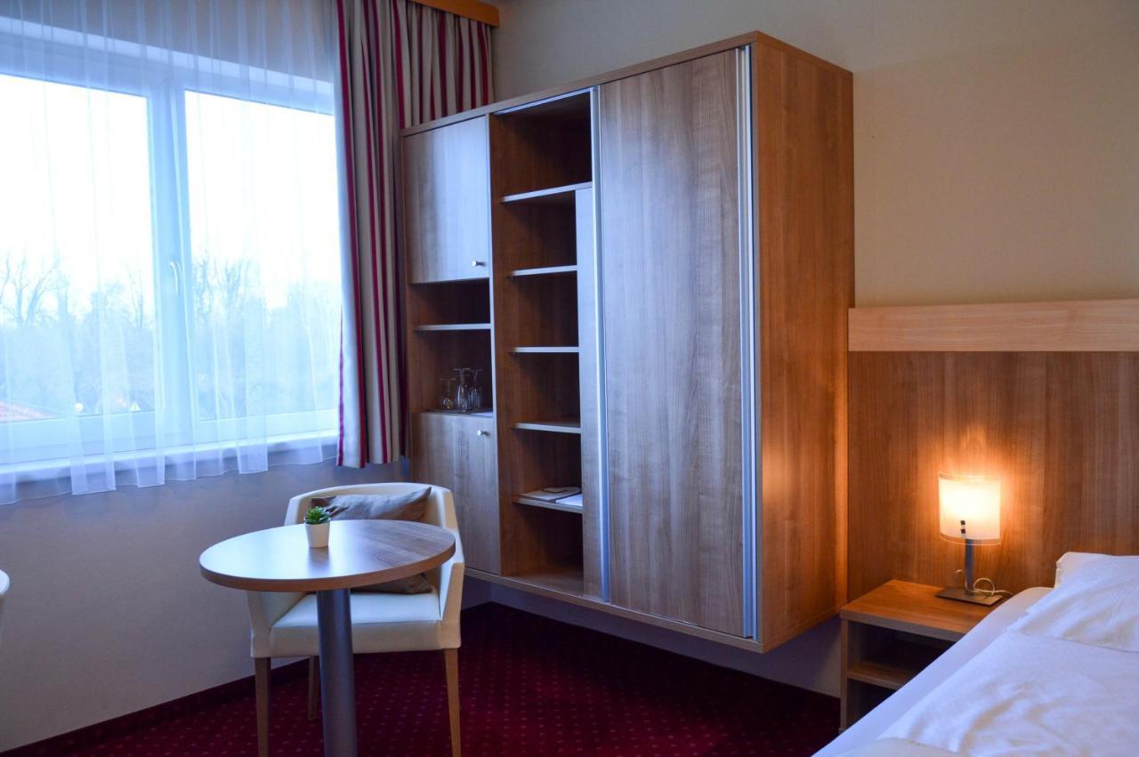 Hotel Roemerhof تولين المظهر الخارجي الصورة