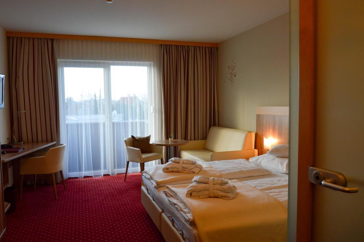 Hotel Roemerhof تولين المظهر الخارجي الصورة