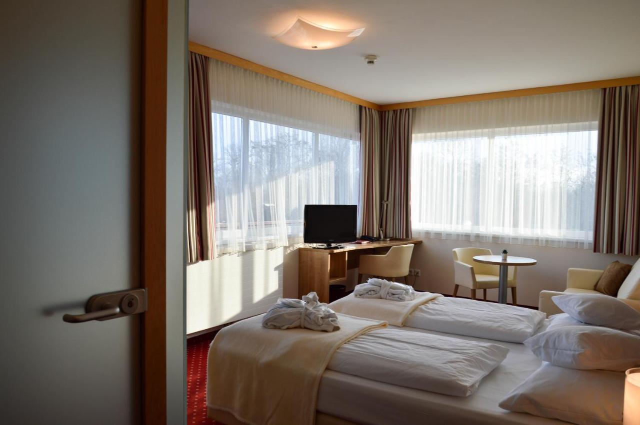 Hotel Roemerhof تولين المظهر الخارجي الصورة